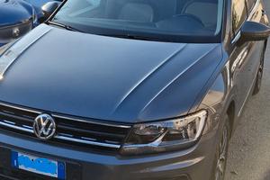 VOLKSWAGEN Tiguan 2.0 TDI DSG 4MOTION Style BMT