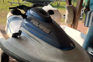 Moto d’acqua polaris virage con carrello inox