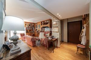 Tre Locali Doppi Servizi con Box doppio e Cantina