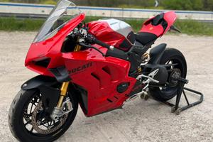 Ducati panigale v4s 2021