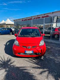 Toyota Aygo 1.0 12V VVT-i 5 porte 68cv