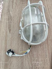 Lampada da esterno a gabbia con vetro rigato