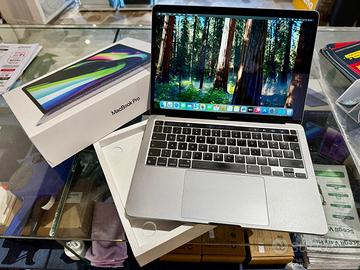 Apple Macbook Pro 13.3" M2, 8GB/256GB con GARANZIA