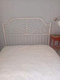 Struttura letto matrimoniale bianco