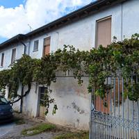 Lonato Cascina indipendente con ampi spazi e poten