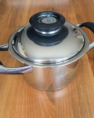Pentola AMC diametro 16 cm 2 litri