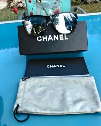 occhiali da sole Chanel