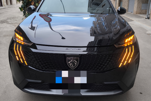 Nuova Peugeot 3008 GT HYbrid 136 E-D