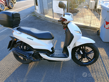 Peugeot scooter 125cc