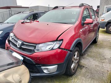 dacia Sandero stepway ricambi