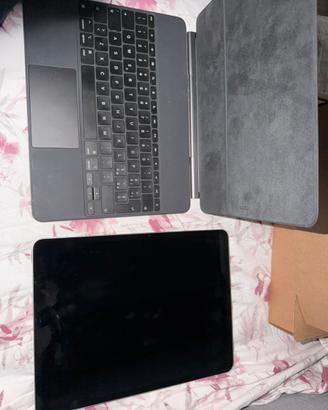 Apple Ipad Air 13’’ M3 256GB e Magic Keyboard