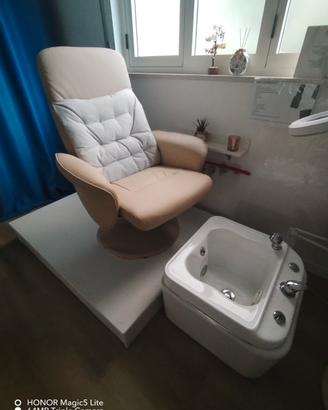 postazione completa  pedicure 