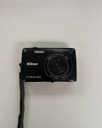 Nikon Coolpix S4200