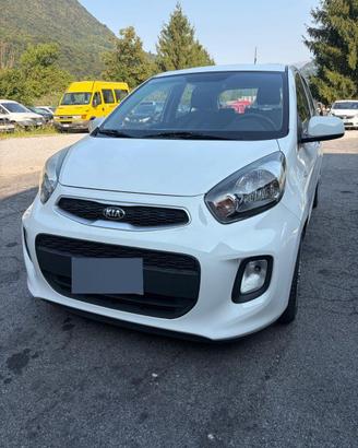 KIA PICANTO 2016 1.0 BENZ 62.000 KM