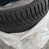 Gomme  Pirelli 4 stagioni Audi A1
