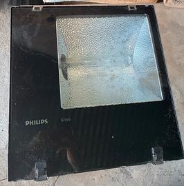 4 proiettori Philips IP65 400 Wioduri con reattore