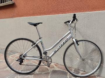 bici passeggio ruote 28 Nuzzi