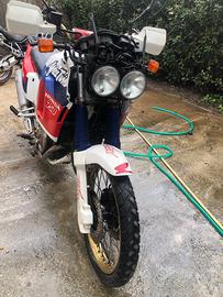 Africa Twin 750 rd04