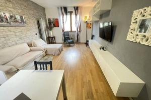 Appartamento di 84 m² con 3 locali e box auto a Vi