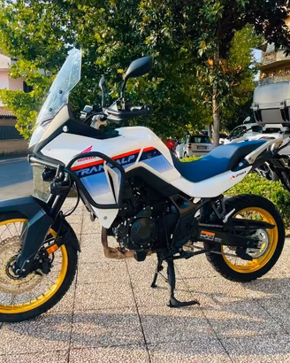HONDA Transalp XL750 TUTTO INCLUSO ANCHE PASSAGG