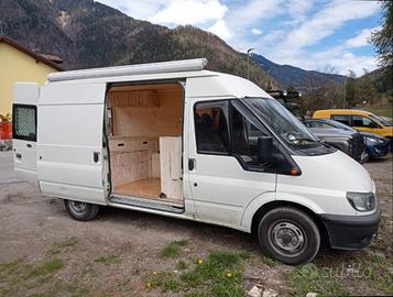 Furgone van camperizzato Ford transit M300 