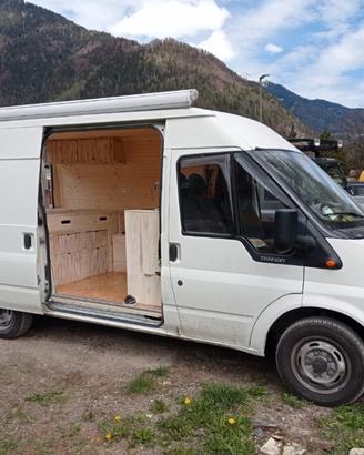 Furgone van camperizzato Ford transit M300 