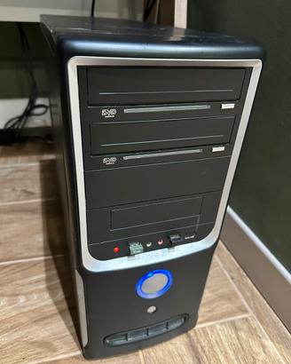 Pc Fisso tower  AMD fx 6300 e Nvidia GeForce GT