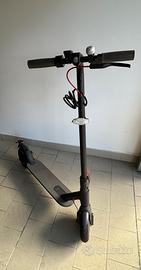 Monopattino elettrico Xiaomi M365