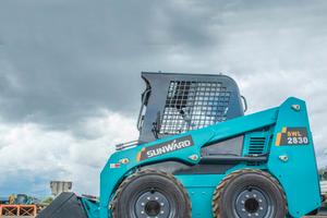 MINIPALA GOMMATA SUNWARD SWL2830 - 750 KG - KUBOTA