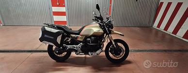 MOTO GUZZI  V85 TT