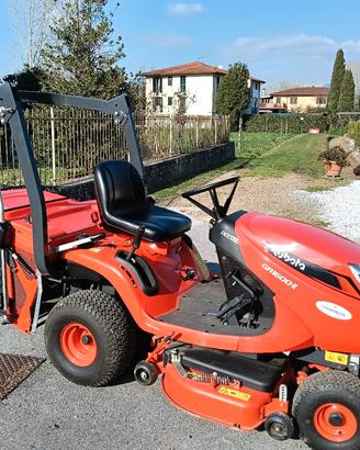 trattorino taglia erba Kubota gr 1600