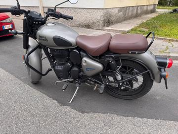 Royal Enfield Classic 350 2023 + 2 Caschi Top OK!