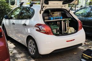 Peugeot 208 van 