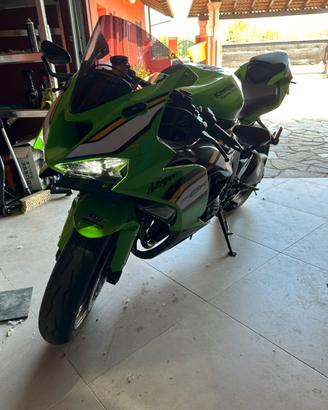 Kawasaki ninja zx6r 2025