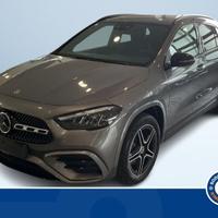 Mercedes-Benz GLA 250 E PLUG-IN HYBRID AUTOMA...