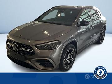 Mercedes-Benz GLA 250 E PLUG-IN HYBRID AUTOMA...