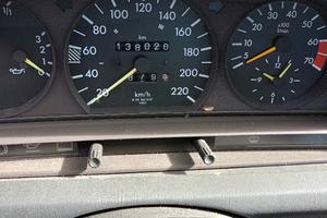 Mercedes 190 cilindrata 2000 benzina