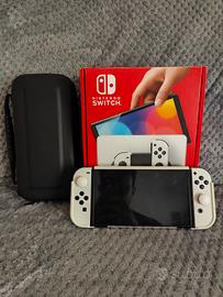 Nintendo Switch OLED con moltissimi giochi