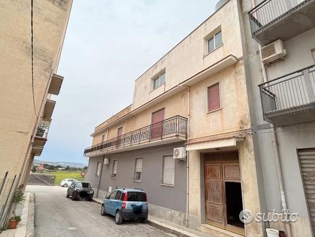 Apartament me 6 dhoma, 160 m²