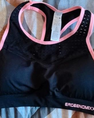 abbigliamento sportivo 