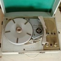 GIRADISCHI A VALIGETTA(da riparare volume)