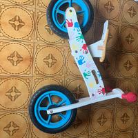 Boci senza pedali in legno