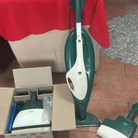 Folletto VK130 con set lavaggio e lucidatrice