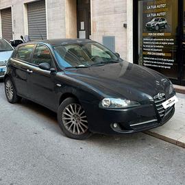 Alfa Romeo 147 1.6 16V 5 porte - 105CV **GPL**