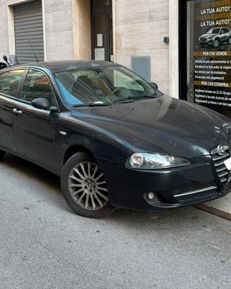 Alfa Romeo 147 1.6 16V 5 porte - 105CV **GPL**
