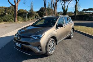 Toyota RAV4 Lounge 2017 Ibrida + GPL