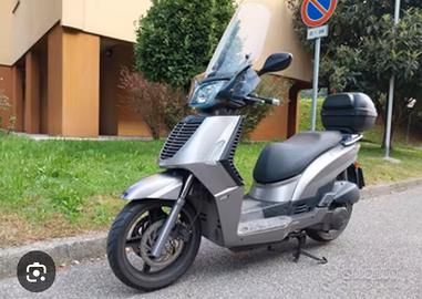 Kymco people 300s