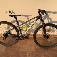 Bicicletta mountain bike Trek Marlin 5 29” M/L