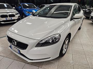 VOLVO V40 D2 Plus geratronic