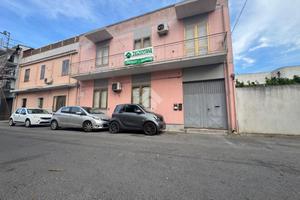 CASA SEMINDIPENDENTE A MONSERRATO